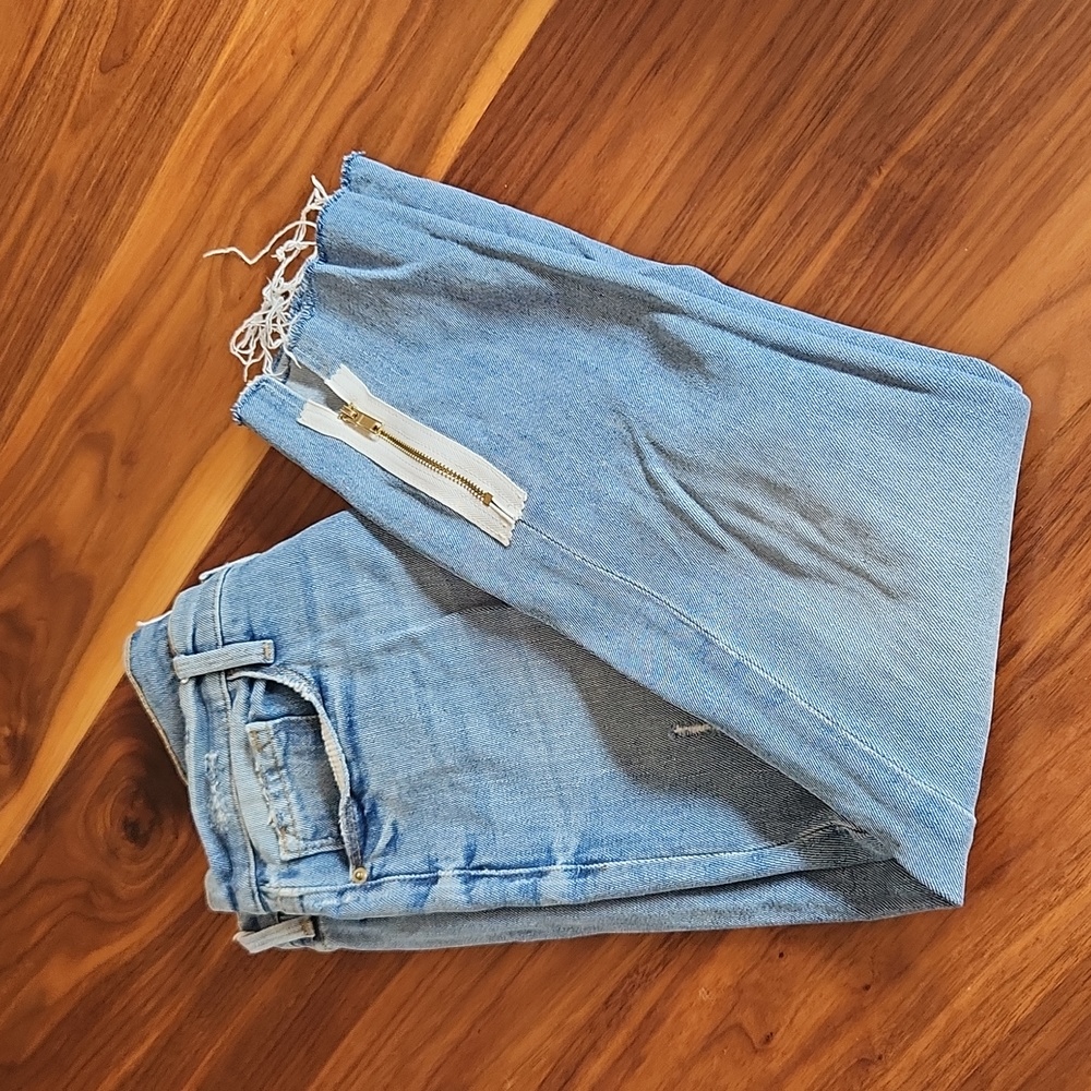 Frame Denim size 25. EUC